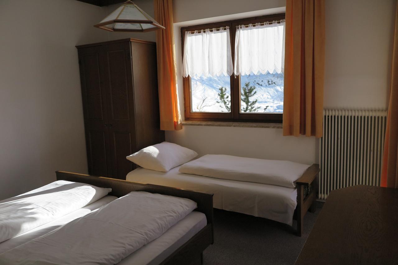 Haus Enzian Lägenhet Sankt Johann im Pongau Rum bild